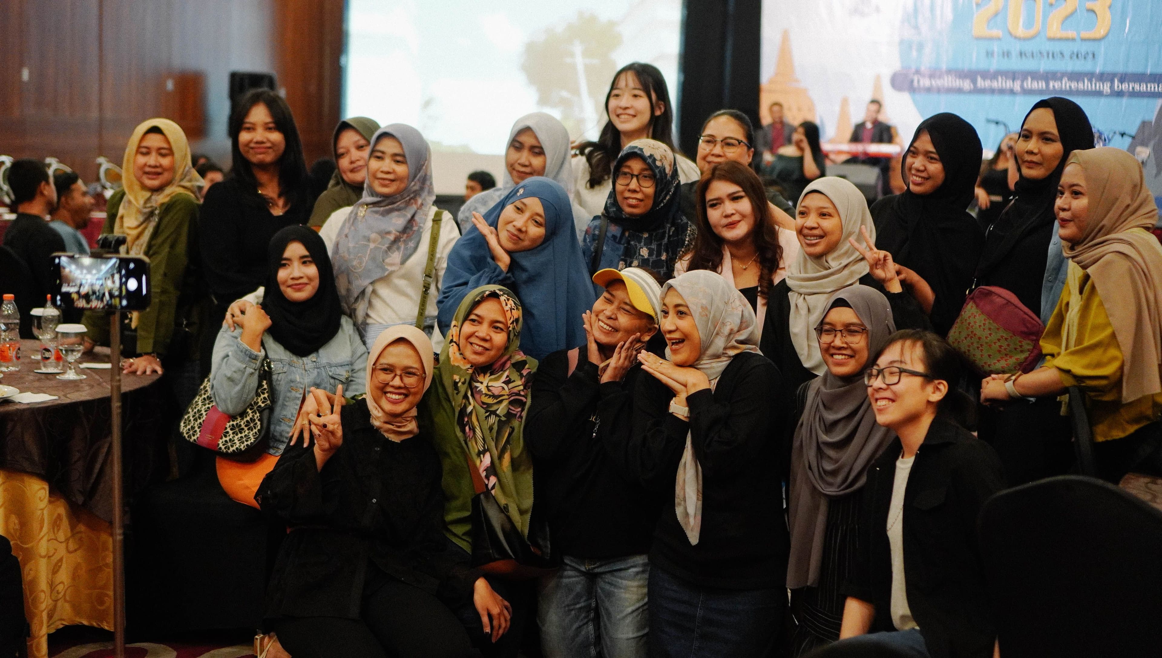 INFOGLOBAL DAY 1-194